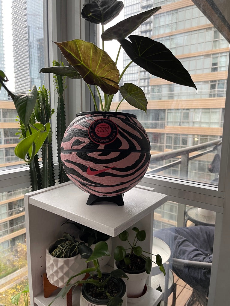 Nike Large Basketball Planter (Pink Zebra)