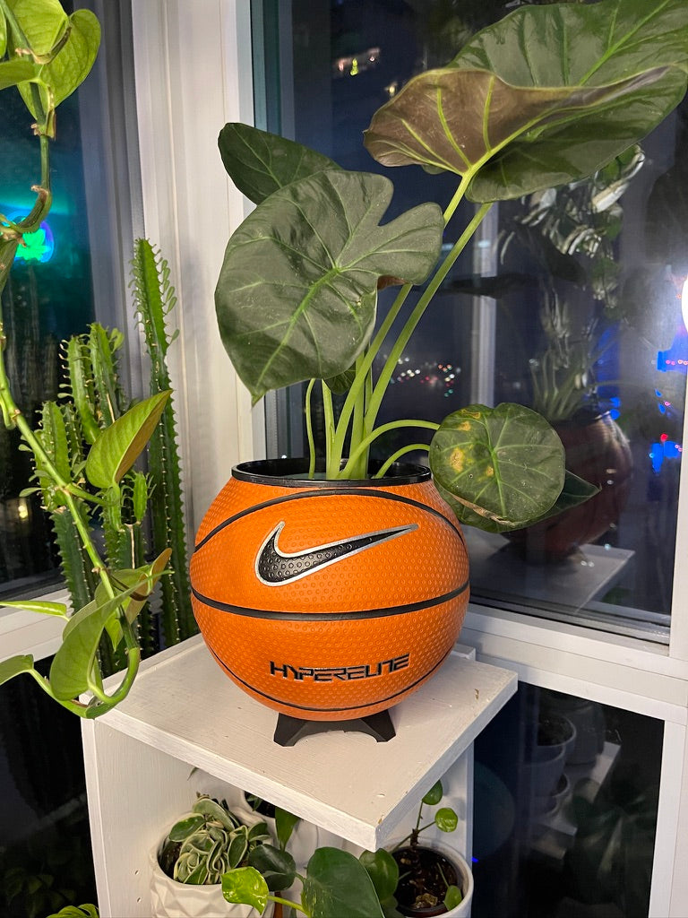Nike Large Basketball Planter (HyperElite)
