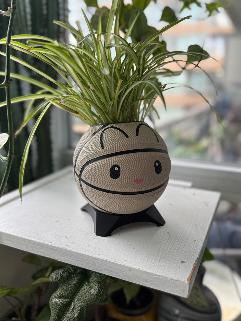 Ultra-Mini Basketball Planter (Bunny)
