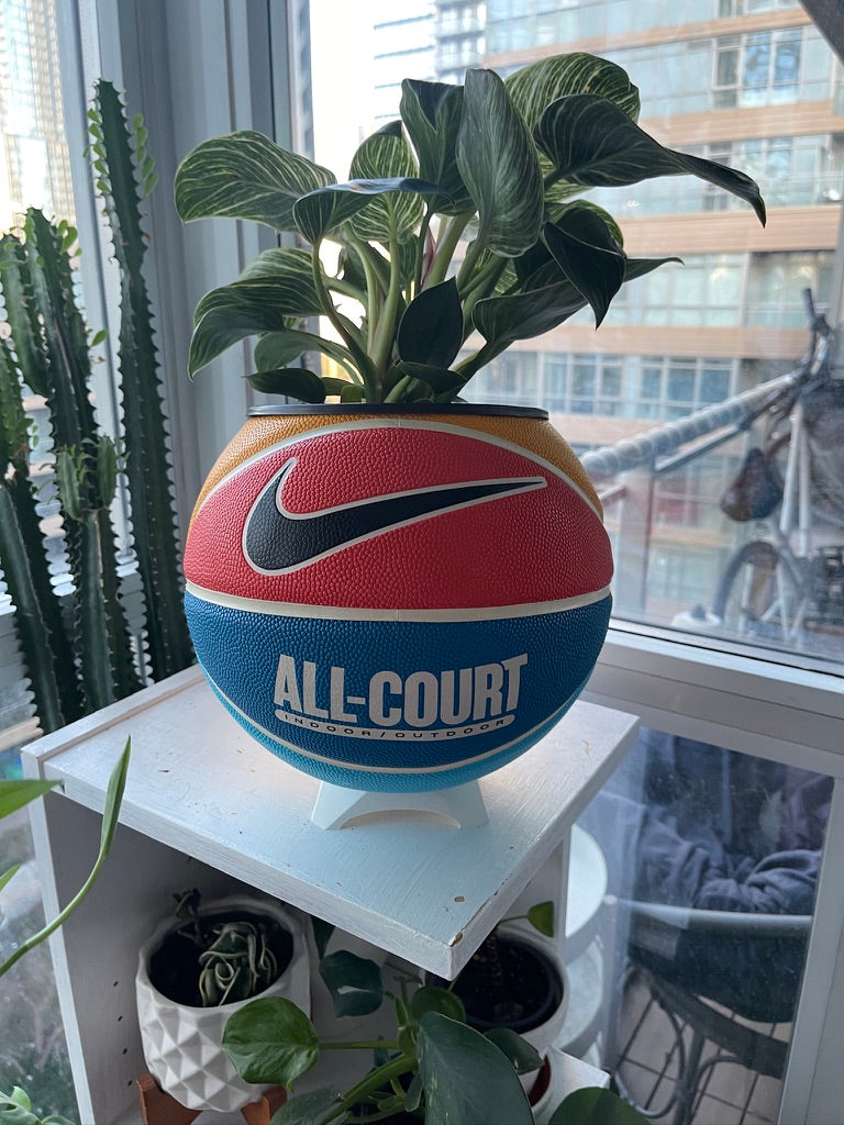 Nike Large Basketball Planter (Team Orange All-Court)