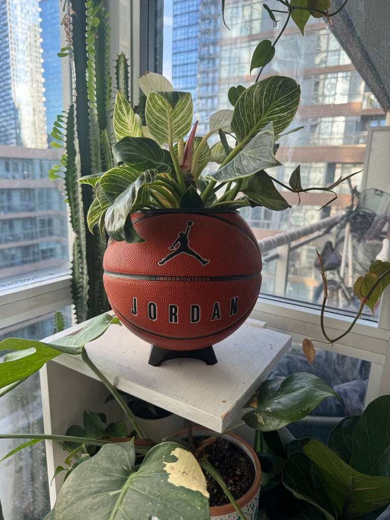 Nike Jordan Large Basketball Planter (Basic)