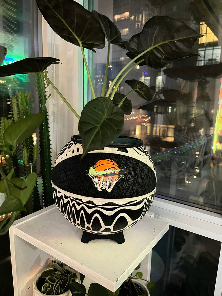 Nike Large Basketball Planter (Sonic Wave)