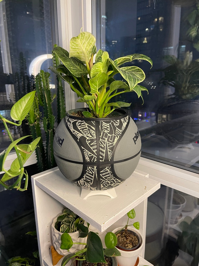 Nike Large Basketball Planter (Black & Grey)