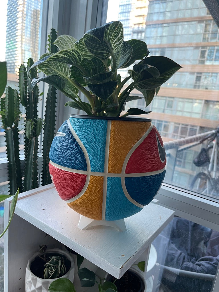Nike Large Basketball Planter (Team Orange All-Court)