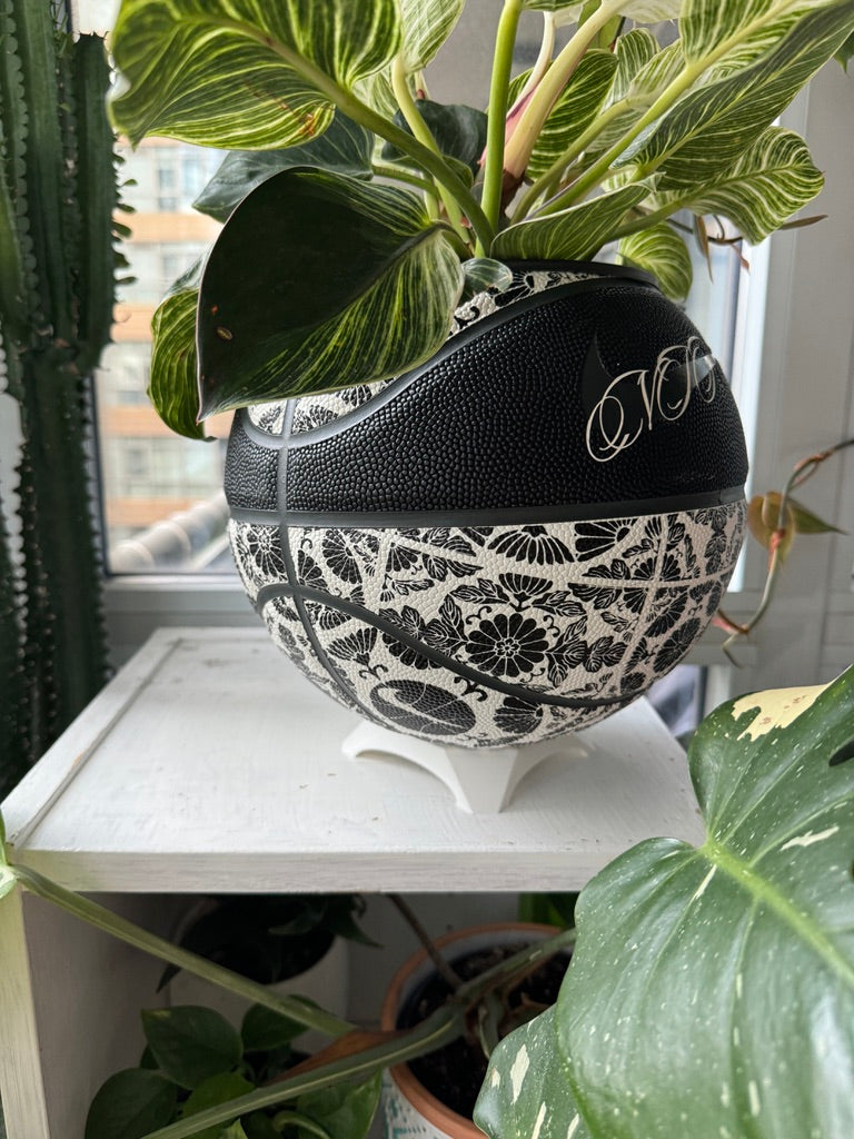 Nike Large Basketball Planter (Mono Floral Tile)