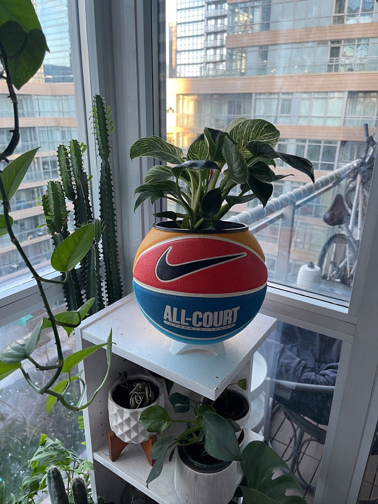 Nike Large Basketball Planter (Team Orange All-Court)
