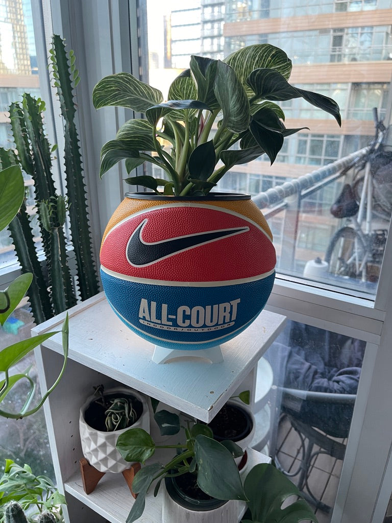 Nike Large Basketball Planter (Team Orange All-Court)