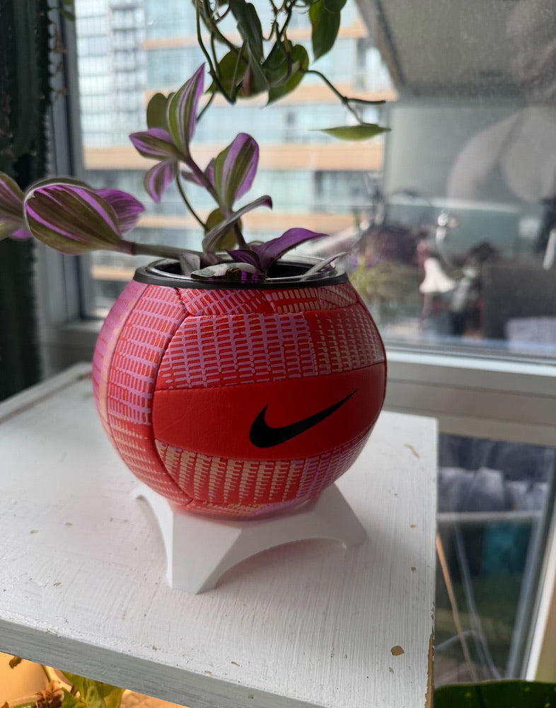 Nike Mini Volleyball Planter (Apricot)