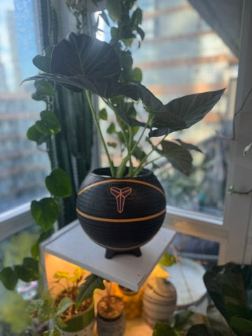 Nike Large Basketball Planter (Kobe Bryant Black)