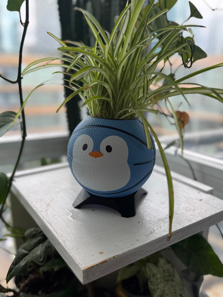 Ultra-Mini Basketball Planter (Penguin)