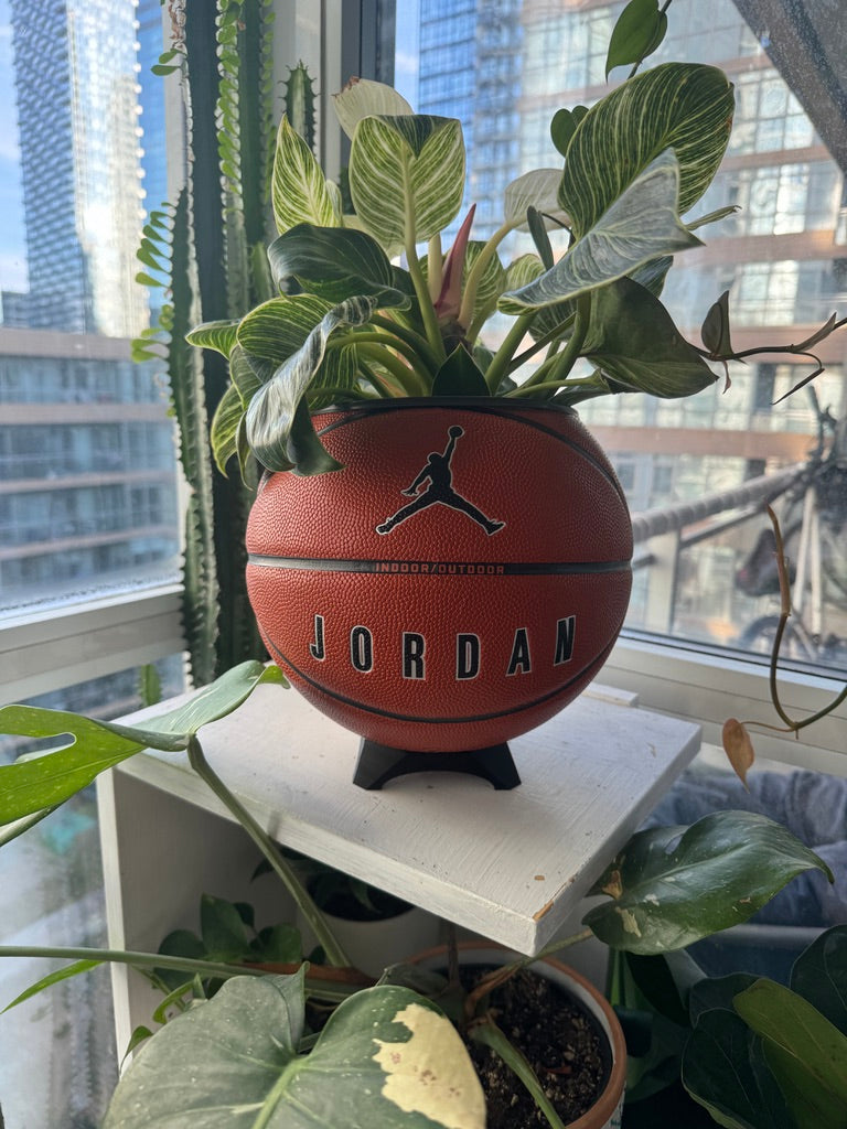 Nike Jordan Large Basketball Planter (Basic)