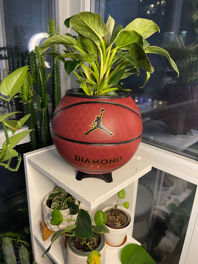 Nike Jordan Large Basketball Planter (Red Diamond)