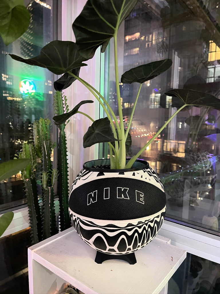 Nike Large Basketball Planter (Sonic Wave)