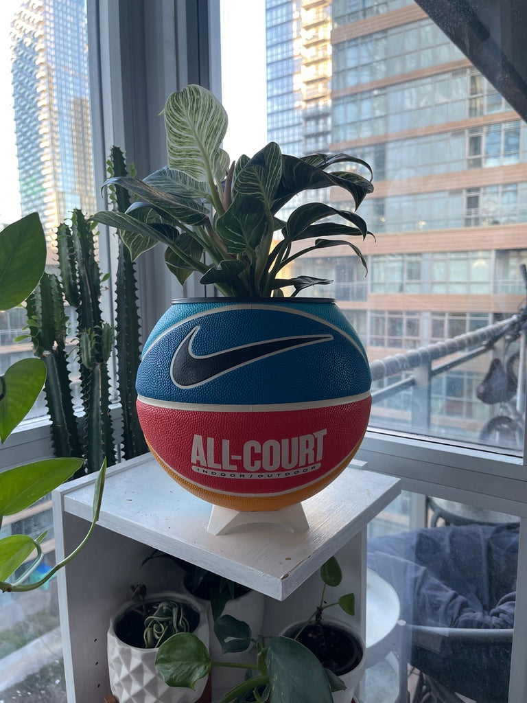 Nike Large Basketball Planter (Team Orange All-Court)