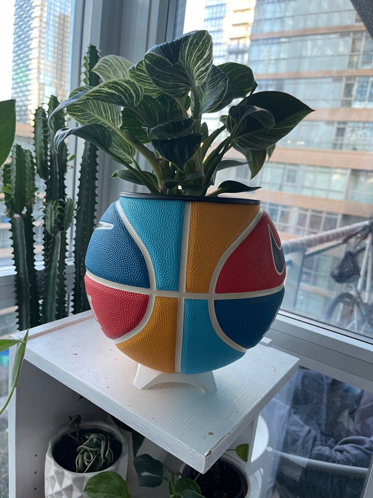 Nike Large Basketball Planter (Team Orange All-Court)