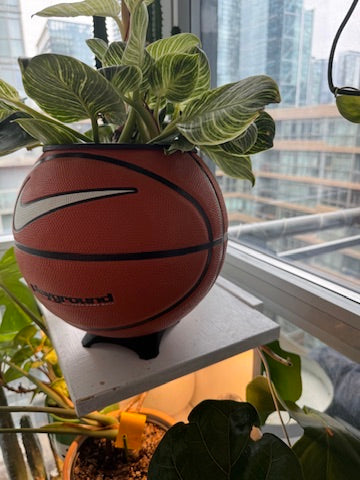 Nike Large Basketball Planter (OG White Playground)