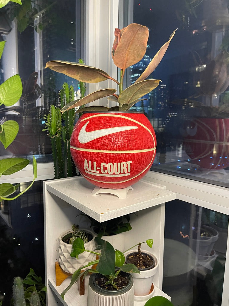 Nike Large Basketball Planter (Red & White All-Court)