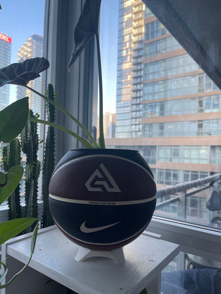 Nike Large Basketball Planter (Brown Freak)