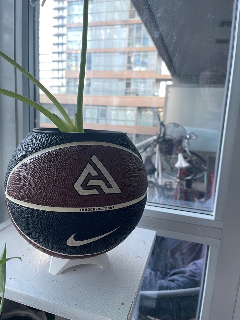 Nike Large Basketball Planter (Brown Freak)