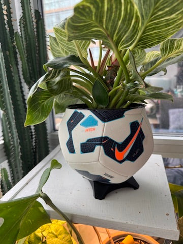 Nike Large Soccer Ball Planter (Blue Pitch)