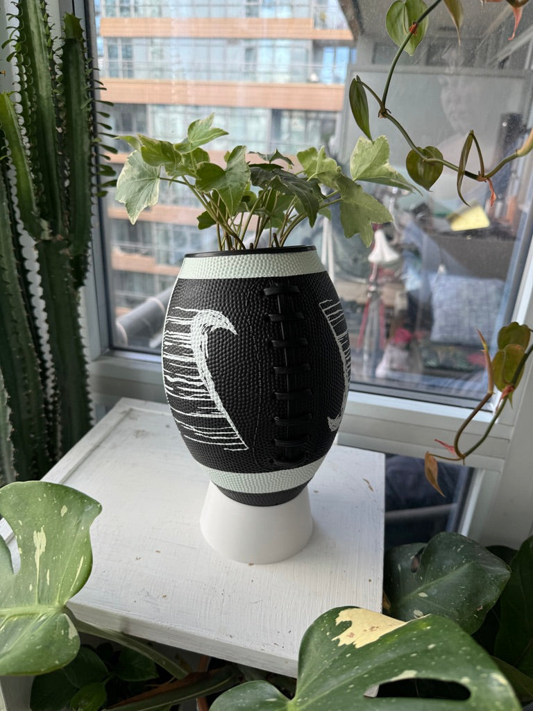 Nike Large Football Planter (White & Black)