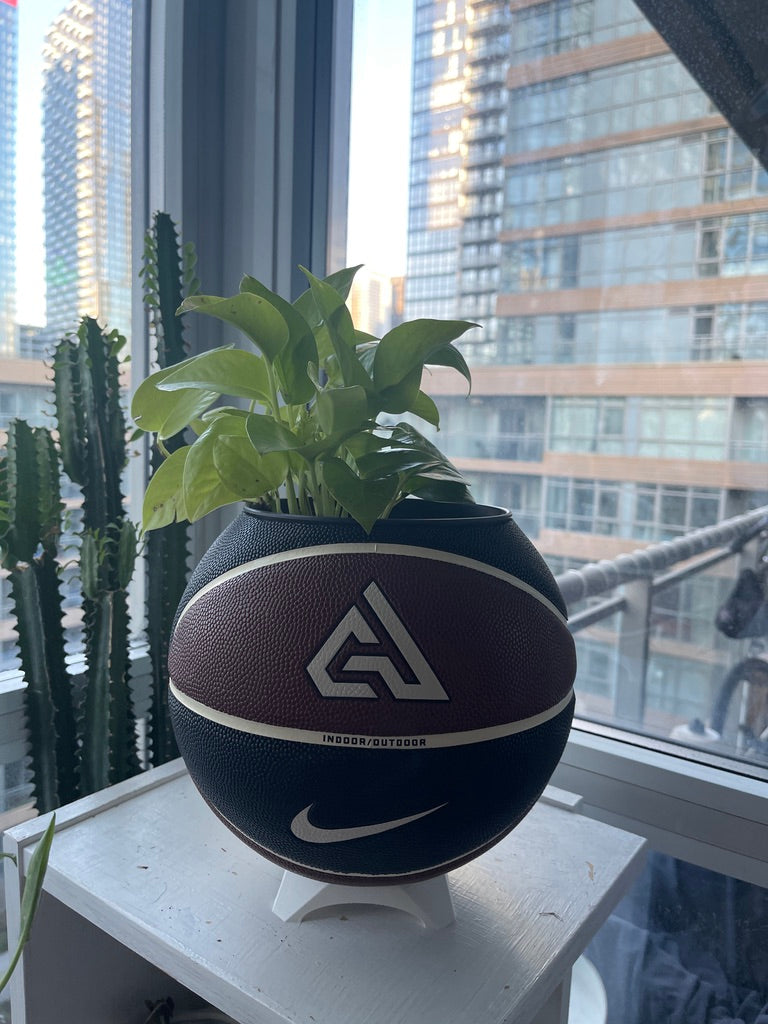 Nike Large Basketball Planter (Brown Freak)