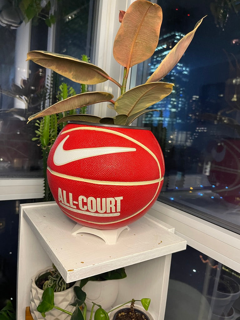 Nike Large Basketball Planter (Red & White All-Court)