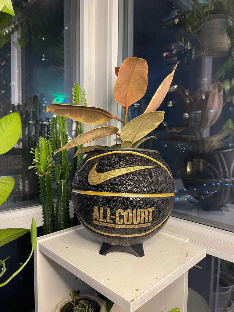 Nike Large Basketball Planter (Black & Gold All-Court)