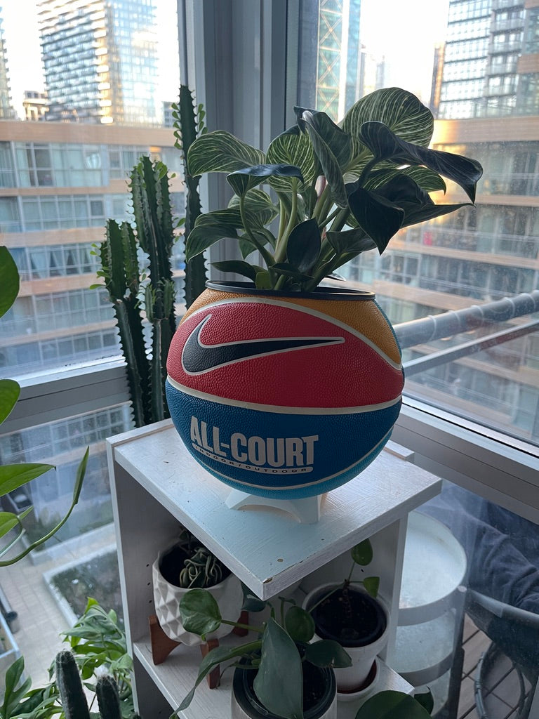 Nike Large Basketball Planter (Team Orange All-Court)