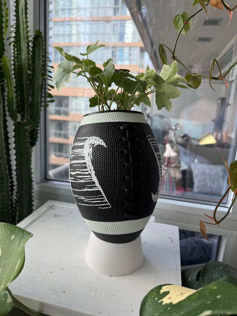Nike Large Football Planter (White & Black)