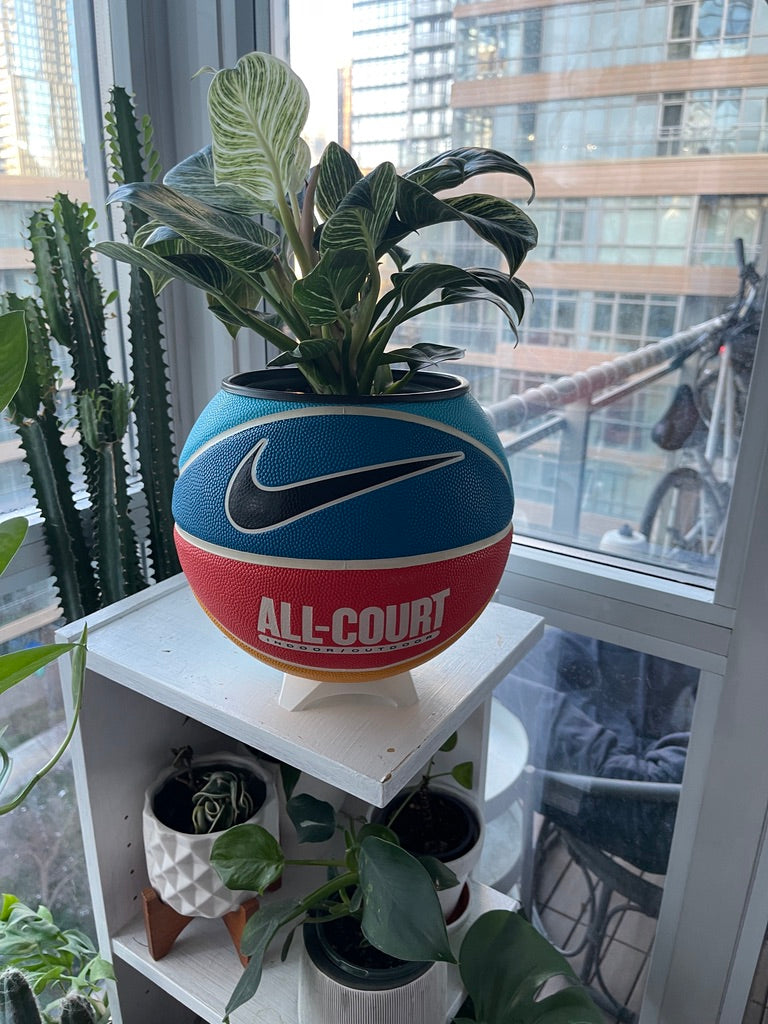 Nike Large Basketball Planter (Team Orange All-Court)