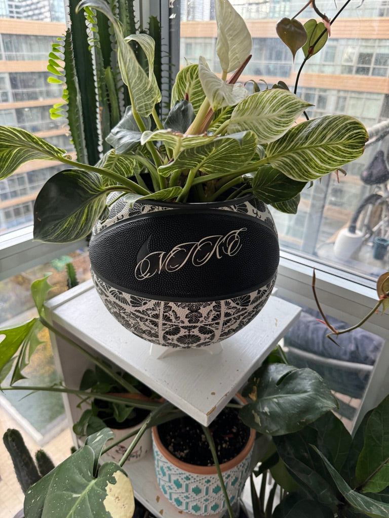 Nike Large Basketball Planter (Mono Floral Tile)
