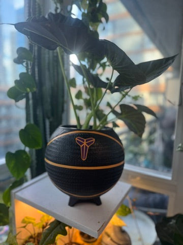 Nike Large Basketball Planter (Kobe Bryant Black)