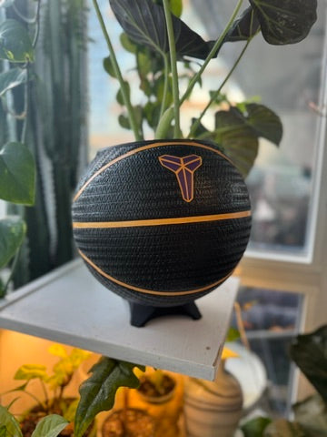 Nike Large Basketball Planter (Kobe Bryant Black)