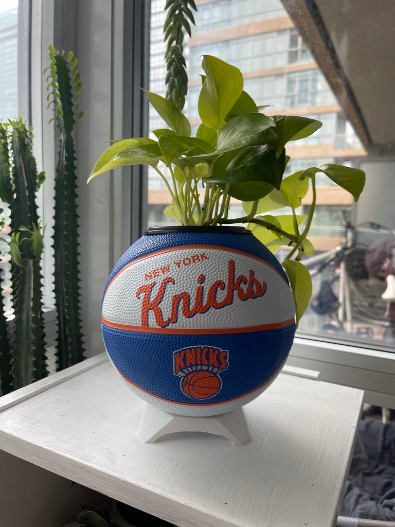 Mini Basketball Planter (New York Knicks)