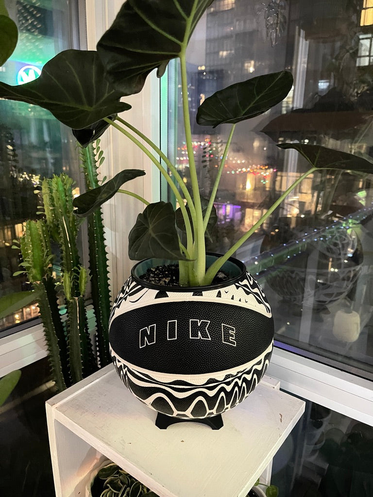 Nike Large Basketball Planter (Sonic Wave)