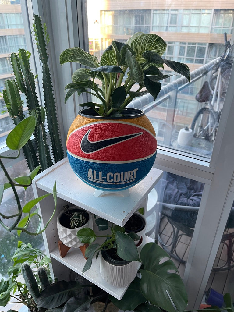 Nike Large Basketball Planter (Team Orange All-Court)