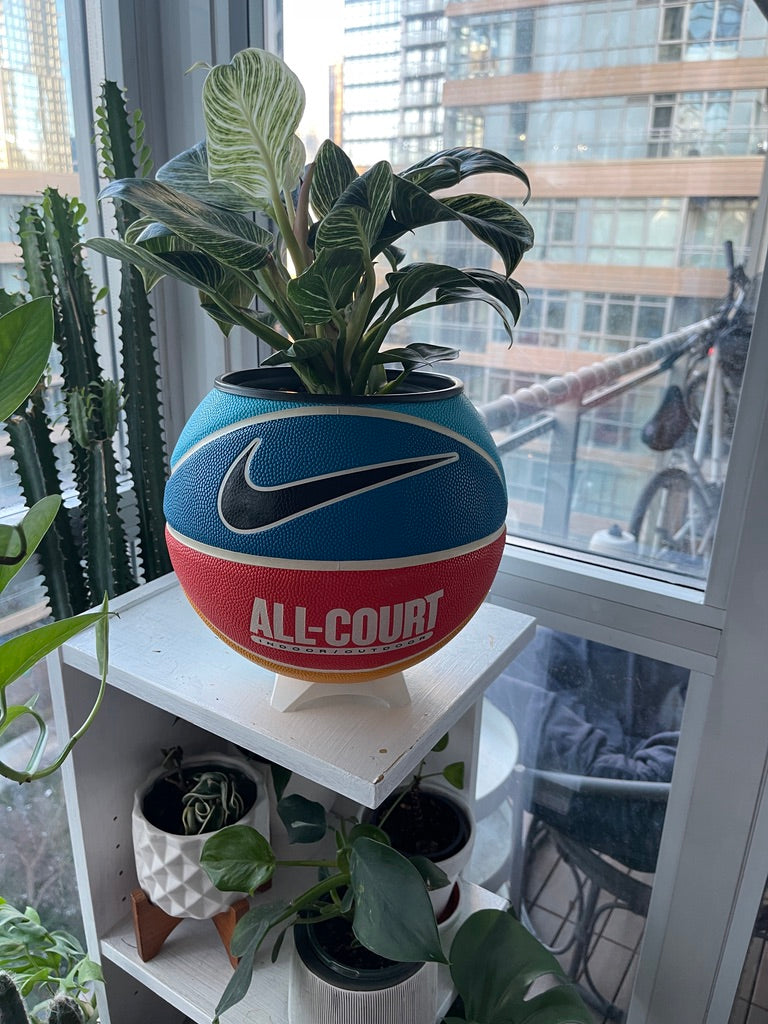 Nike Large Basketball Planter (Team Orange All-Court)