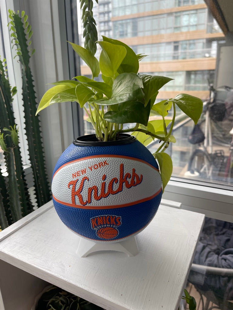 Mini Basketball Planter (New York Knicks)