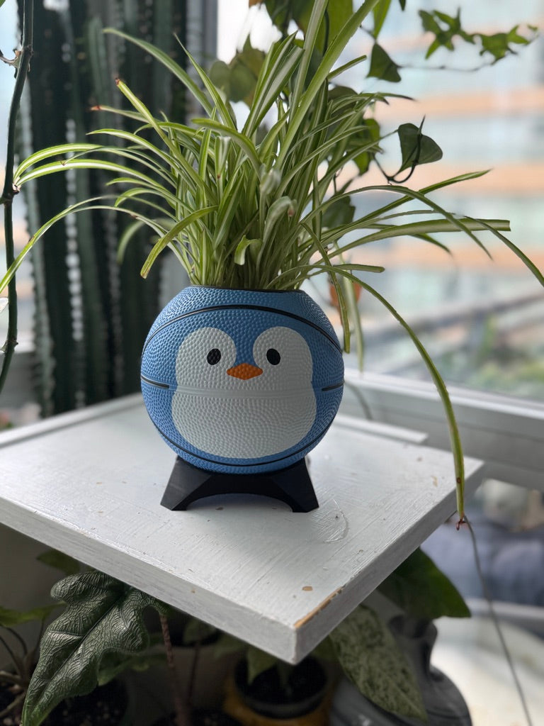 Ultra-Mini Basketball Planter (Penguin)