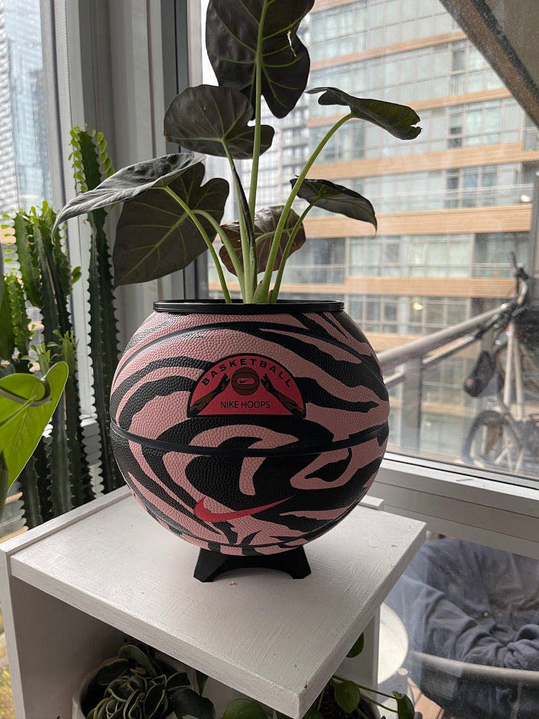 Nike Large Basketball Planter (Pink Zebra)