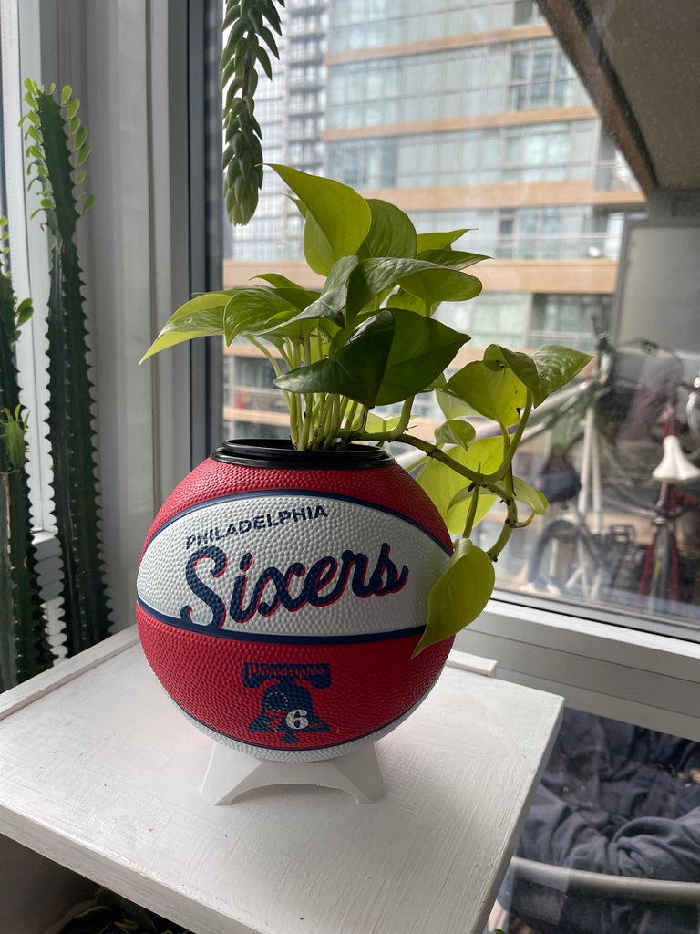 Mini Basketball Planter (Philadelphia 76ers)
