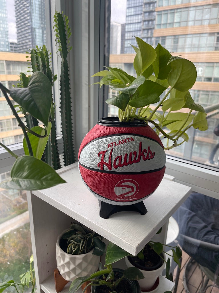 Mini Basketball Planter (Atlanta Hawks)