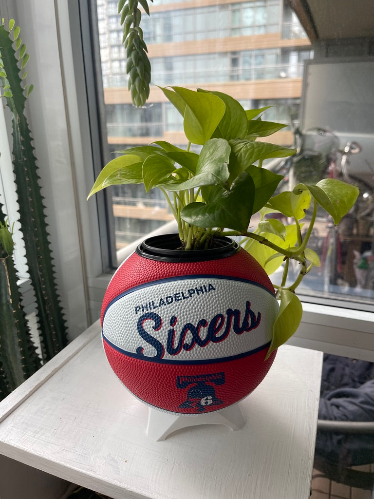 Mini Basketball Planter (Philadelphia 76ers)