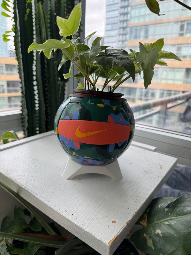 Nike Mini Volleyball Planter (Global)