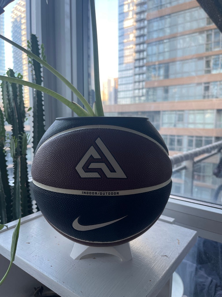Nike Large Basketball Planter (Brown Freak)