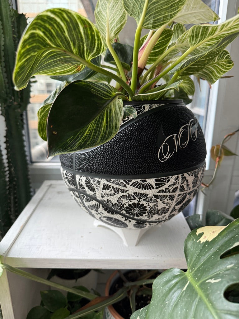 Nike Large Basketball Planter (Mono Floral Tile)