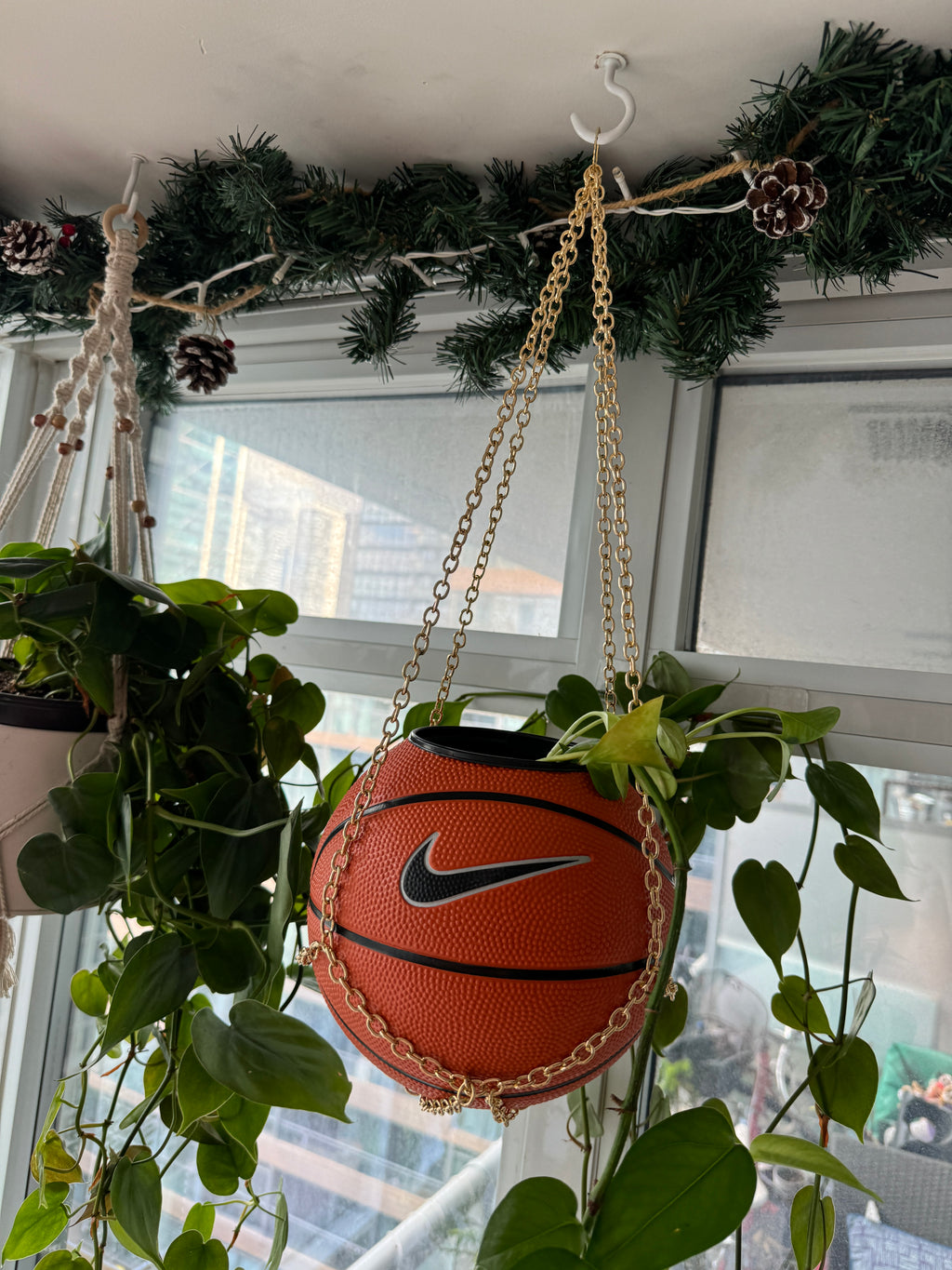 Nike Mini Basketball Chain Hanging Planter (Gold)