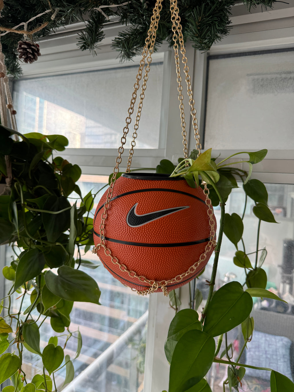 Nike Mini Basketball Chain Hanging Planter (Gold)