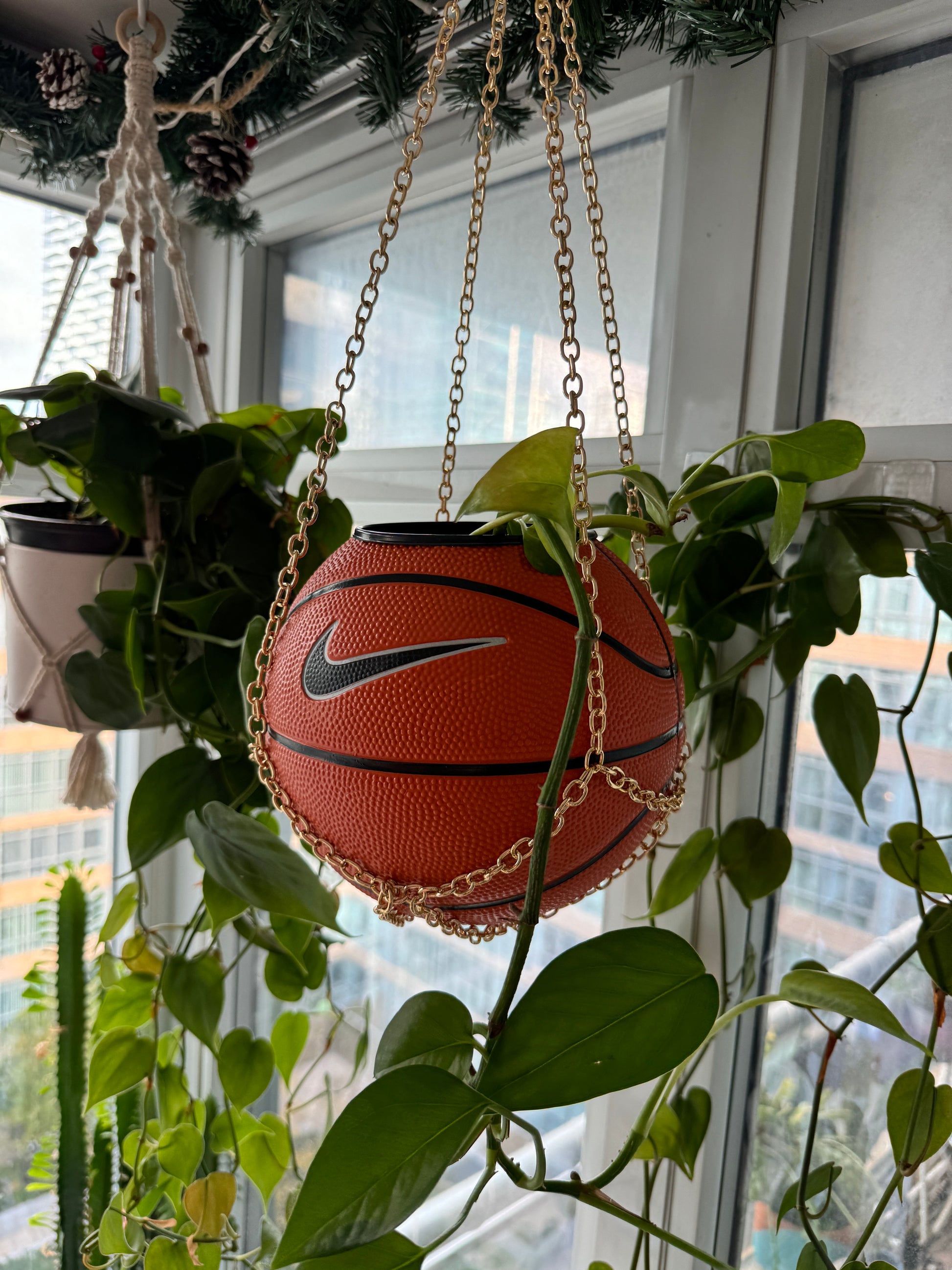 Nike Mini Basketball Chain Hanging Planter (Gold)